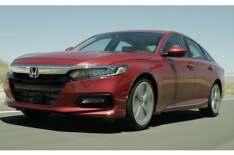 Xe sedan Honda Accord 2018 co gi de “dau” Toyota Camry?-Hinh-4